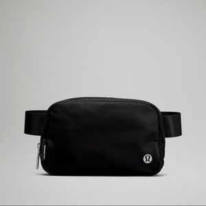 COPY - Everywhere Belt Bag 1L